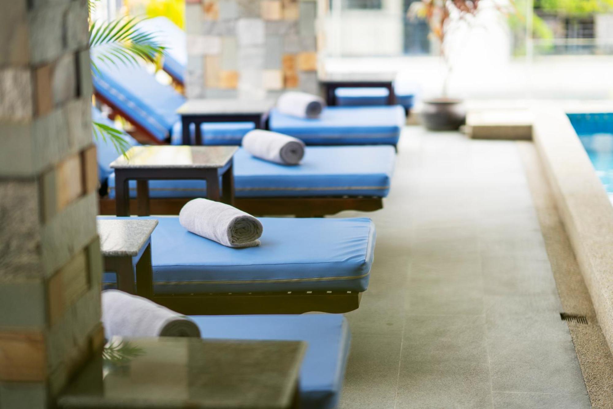 Arison Hotel Phnom Penh Esterno foto