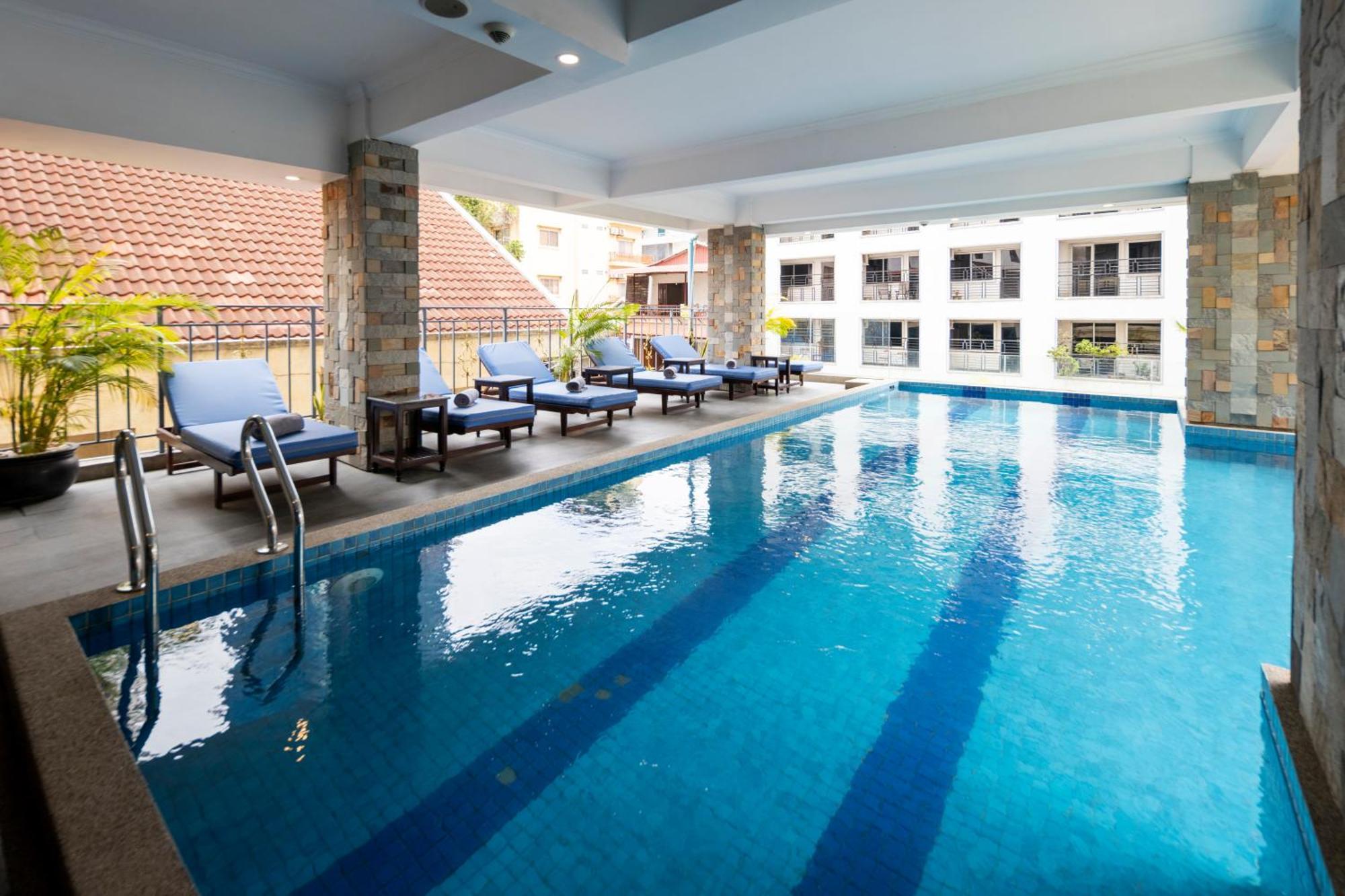 Arison Hotel Phnom Penh Esterno foto